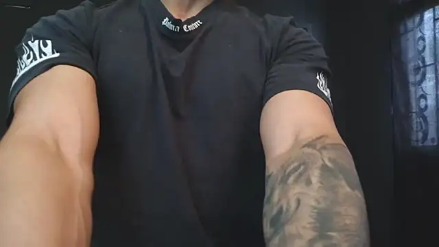 RichardMilleer online show from 07/18/26, 04:11