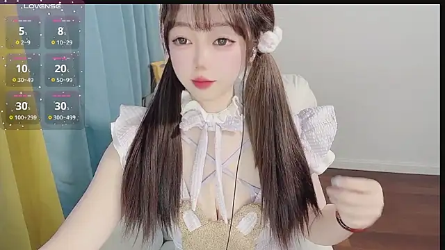 Snapshot of Lucky_Cici chatting on 03/15/26, 10:38 Lucky Cici online show from 03/15/26, 10:38