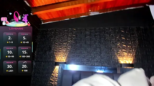 Victoriaa Zans online show from 11/22/25, 10:36