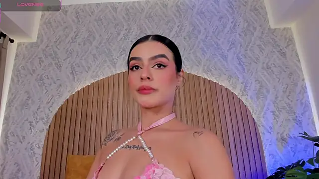 Sophiie Belle online show from 10/29/25, 04:31