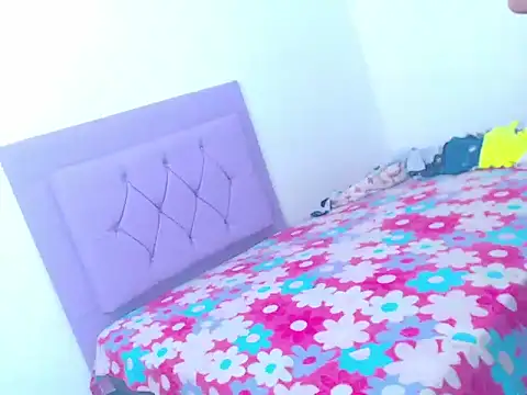 whitneytt online show from 11/28/25, 06:49