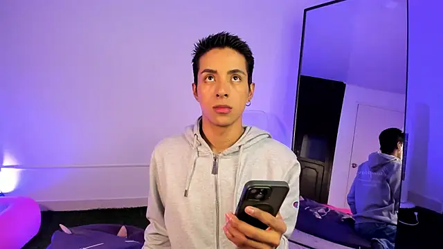 EstivenSallas online show from 09/22/25, 08:00