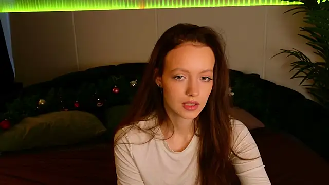 Snapshot of SallyPinkman chatting on 12/18/25, 09:04 SallyPinkman online show from 12/18/25, 09:04