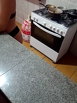 Snapshot of Cachorrinha2025 chatting on 11/25/25, 03:45 Cachorrinha2025 online show from 11/25/25, 03:45