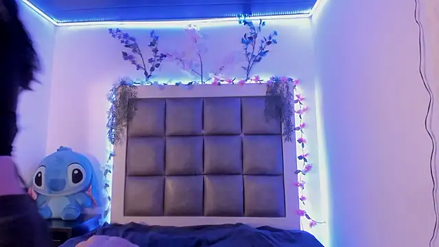 abbiecollins js online show from 02/19/26, 03:57