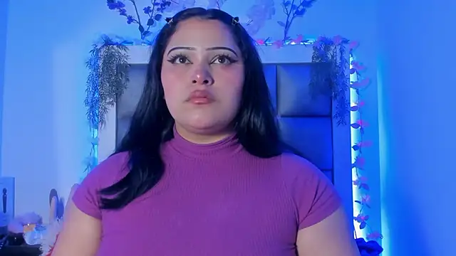 Snapshot of abbiecollins_js chatting on 03/24/26, 04:06 abbiecollins js online show from 03/24/26, 04:06