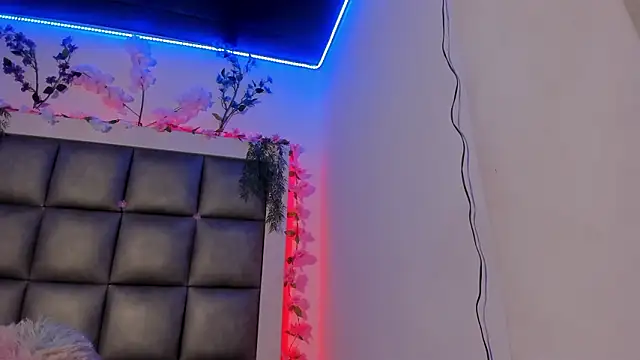 Snapshot of abbiecollins_js chatting on 03/26/26, 04:18 abbiecollins js online show from 03/26/26, 04:18