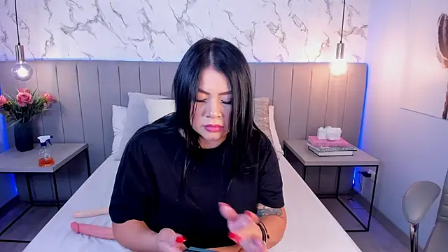 Amber Santana online show from 10/04/25, 09:24