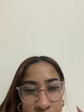 flore-cita online show from 09/28/25, 04:51