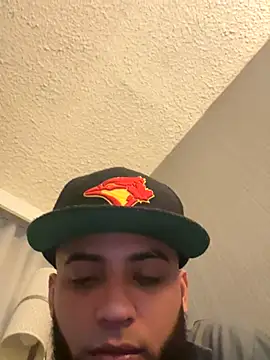 LeoPR00 online show from 11/26/25, 09:27