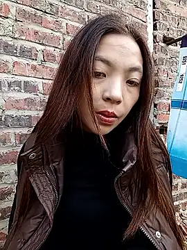 Snapshot of -Miu-98 chatting on 11/25/25, 01:38 -Miu-98 online show from 11/25/25, 01:38