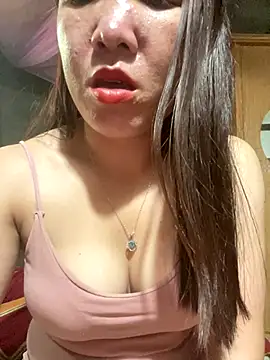 Luna-ass online show from 11/13/25, 12:31