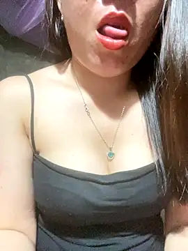 Luna-ass online show from 11/13/25, 12:37