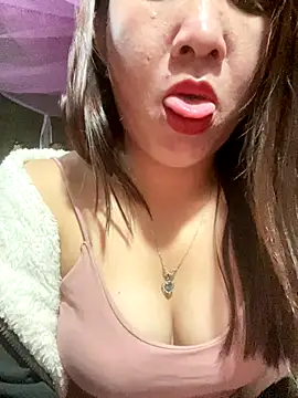 Luna-ass online show from 11/24/25, 11:59