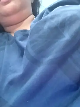 Snapshot of Tamil_Kayal_kutty chatting on 09/15/25, 06:41 Tamil Kayal kutty online show from 09/15/25, 06:41