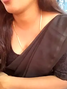 Snapshot of Tamil_Kayal_kutty chatting on 09/20/25, 06:14 Tamil Kayal kutty online show from 09/20/25, 06:14