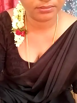 Snapshot of Tamil_Kayal_kutty chatting on 09/29/25, 05:45 Tamil Kayal kutty online show from 09/29/25, 05:45