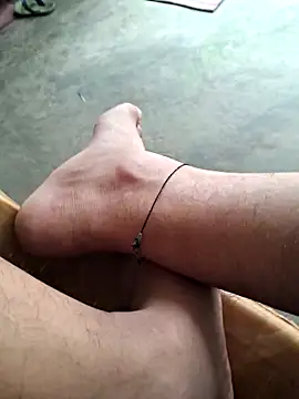 Snapshot of UnhopedDear chatting on 04/20/26, 08:39 UnhopedDear online show from 04/20/26, 08:39