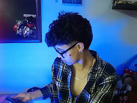 Jade Rayden online show from 02/02/26, 09:02