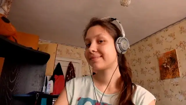 Snapshot of QutieDaSweet chatting on 09/19/25, 07:10 QutieDaSweet online show from 09/19/25, 07:10