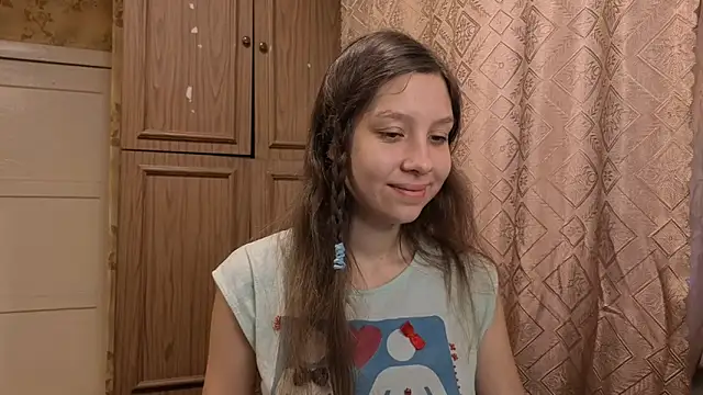 Snapshot of QutieDaSweet chatting on 11/05/25, 02:11 QutieDaSweet online show from 11/05/25, 02:11