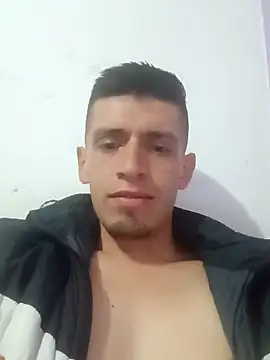 Andyvergagrande online show from 09/17/25, 04:47