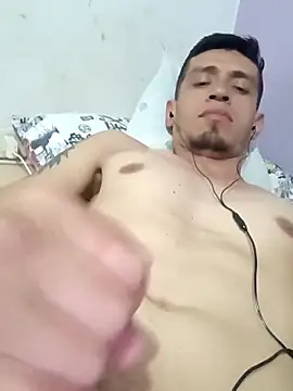 Andyvergagrande online show from 09/30/25, 04:17