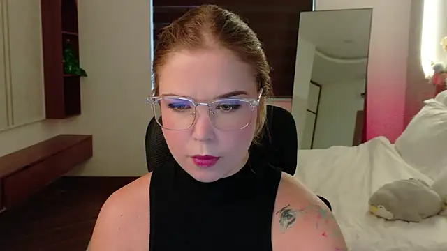 Snapshot of Lilith_Bonheur chatting on 03/31/26, 10:54 Lilith Bonheur online show from 03/31/26, 10:54