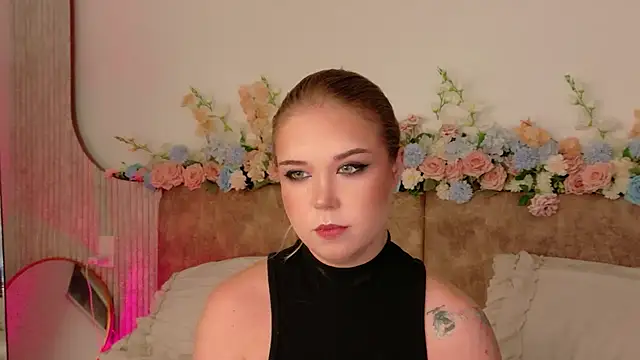 Snapshot of Lilith_Bonheur chatting on 05/02/26, 07:52 Lilith Bonheur online show from 05/02/26, 07:52
