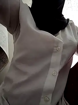 elif25 online show from 10/22/25, 09:42