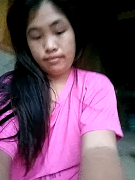 Luyen004 online show from 04/15/26, 10:54