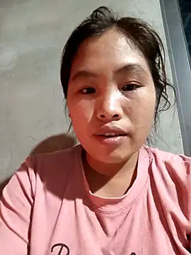 Luyen004 online show from 04/17/26, 11:57