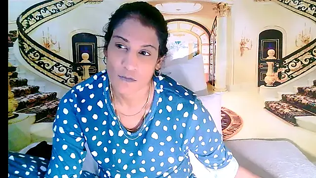 Snapshot of IndianSexcSmyle chatting on 05/19/26, 05:08 IndianSexcSmyle online show from 05/19/26, 05:08