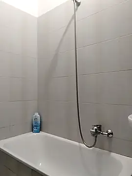 Kwasi-a online show from 10/15/25, 04:07