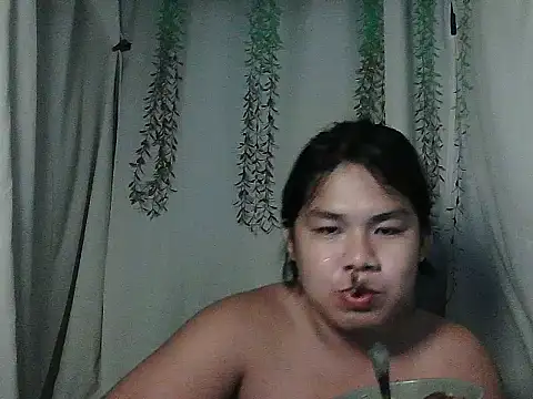 Huntrix2025 online show from 12/16/25, 09:58