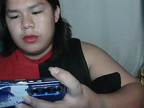Snapshot of Huntrix2025 chatting on 05/08/26, 02:11 Huntrix2025 online show from 05/08/26, 02:11