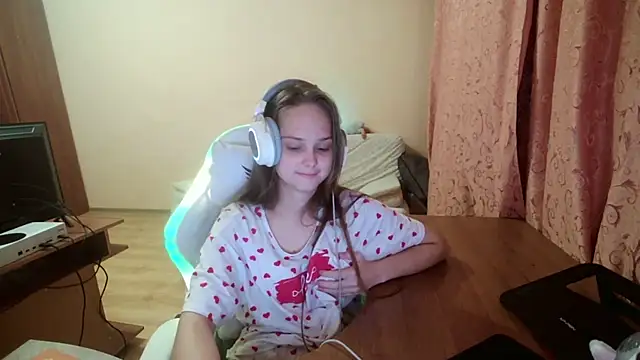 SharybbFace online show from 09/25/25, 04:11