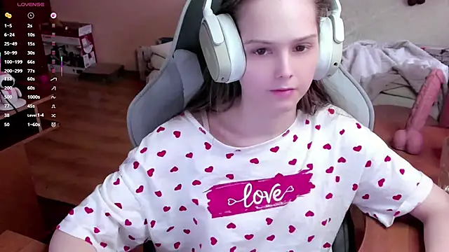 SharybbFace online show from 04/17/26, 04:04