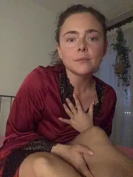 Mia Winters online show from 10/21/25, 05:46