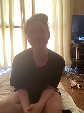 Mia Winters online show from 04/12/26, 10:42