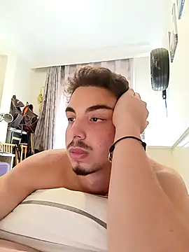 Bonk o online show from 10/10/25, 04:28