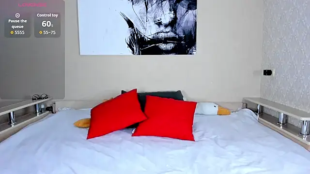 Snapshot of Linda_Bryant-Eva chatting on 11/11/25, 01:05 Linda Bryant-Eva online show from 11/11/25, 01:05