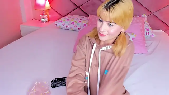 ChloeLaurentt online show from 02/07/26, 02:54