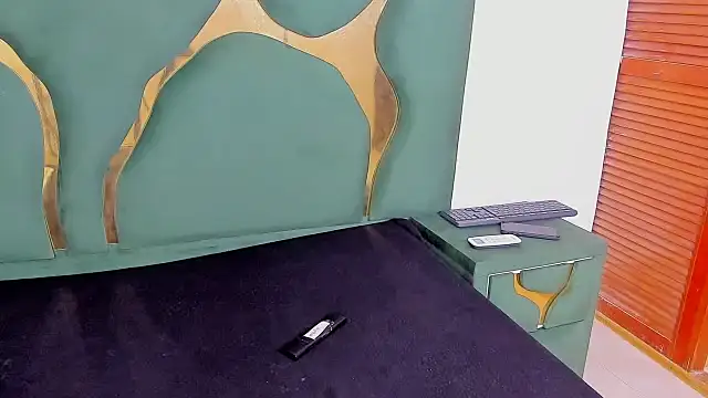 angelkyraasm online show from 11/30/25, 01:26