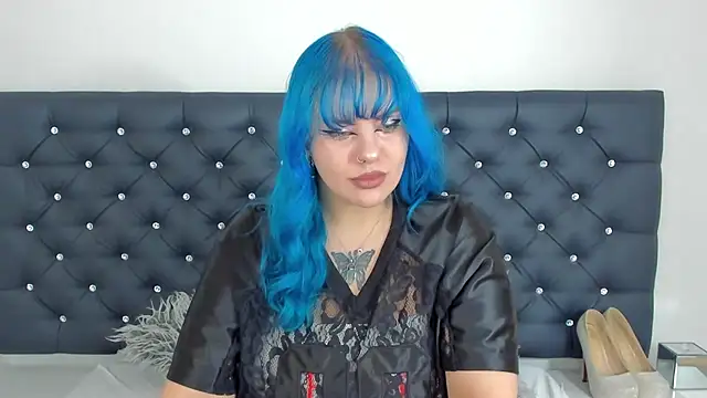 Snapshot of LunaWetPussy chatting on 01/08/26, 08:27 LunaWetPussy online show from 01/08/26, 08:27