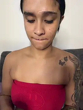 Isabella-Teen online show from 04/01/26, 01:50