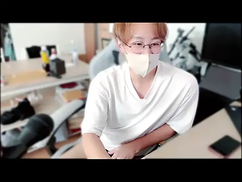 Snapshot of haruchin_oO chatting on 09/29/25, 02:38 haruchin oO online show from 09/29/25, 02:38