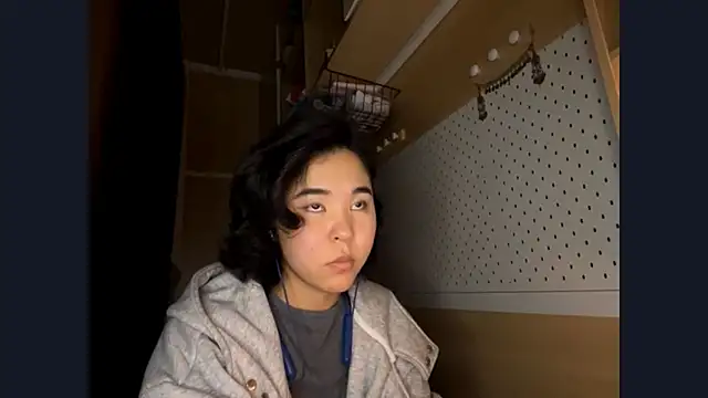 Snapshot of JennyCarpenter chatting on 04/17/26, 10:46 JennyCarpenter online show from 04/17/26, 10:46