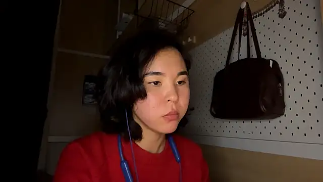 Snapshot of JennyCarpenter chatting on 04/21/26, 10:10 JennyCarpenter online show from 04/21/26, 10:10