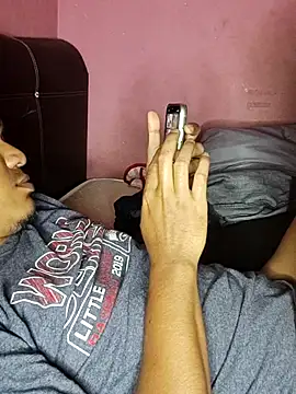 Snapshot of Zarul98 chatting on 09/25/25, 01:20 Zarul98 online show from 09/25/25, 01:20